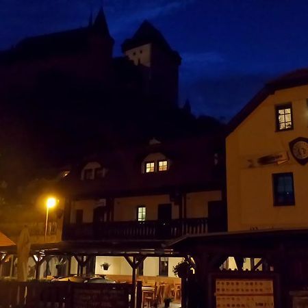 Hotel U Královny Dagmar Karlštejn Exterior foto